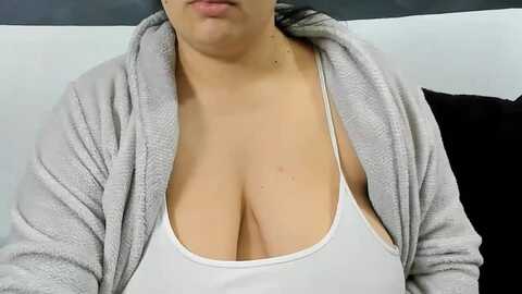 anakareni @ myfreecams on 20240130