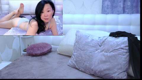 sandramia @ myfreecams on 20240130