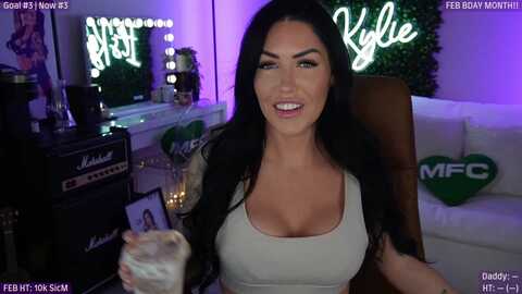 itskylieeh @ myfreecams on 20240203