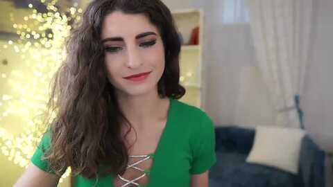 eva__lovia_ @ myfreecams on 20240204