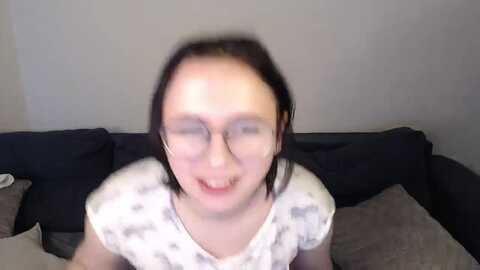 mini_diva @ myfreecams on 20240204