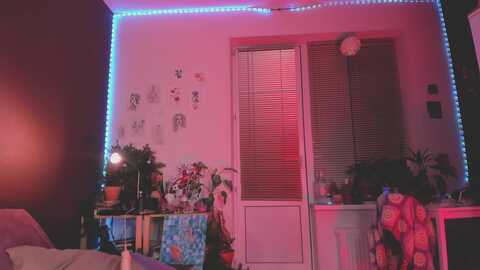 juby_yubi @ myfreecams on 20240206
