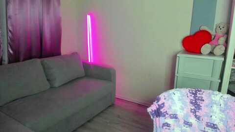 iam_sasha @ myfreecams on 20240211