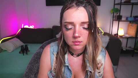 magneticamy @ myfreecams on 20240212