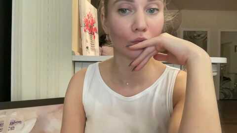 miss_sylvia @ myfreecams on 20240213