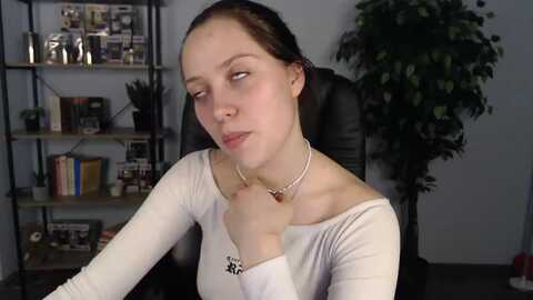 serenasantos @ myfreecams on 20240213