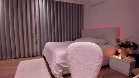 lore_23 @ myfreecams on 20240215
