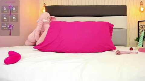 ethanjara @ myfreecams on 20240226