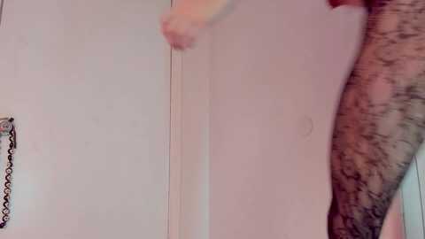 naomidee @ myfreecams on 20240301