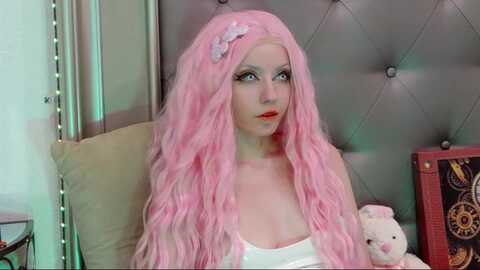 freyagold @ myfreecams on 20240302