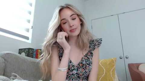 vegansoda @ myfreecams on 20240304