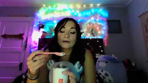 chibicyriis @ myfreecams on 20240306