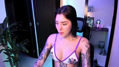 aurorabeckett @ myfreecams on 20240307