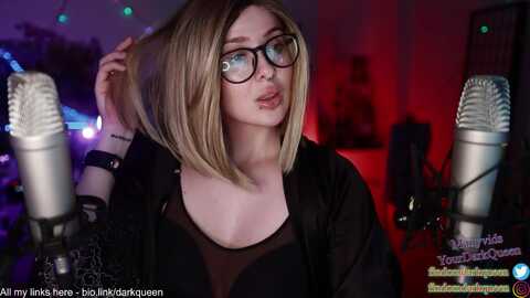 truedarkqueen @ myfreecams on 20240307