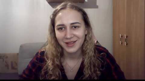 catrinlips @ myfreecams on 20240310
