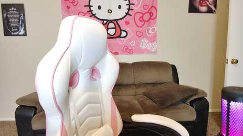 lunalovelyy @ myfreecams on 20240310