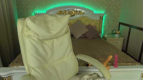 lilidanger @ myfreecams on 20240311