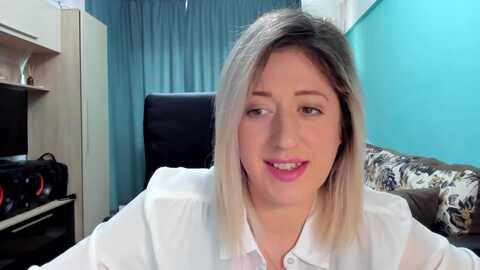 sweetdelia_ @ myfreecams on 20240311