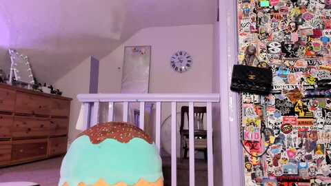 becka @ myfreecams on 20240313