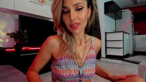 smileytinaa @ myfreecams on 20240313