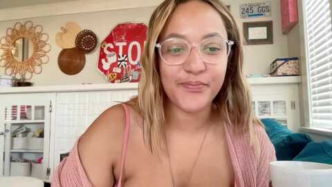 dreamyriri @ myfreecams on 20240316