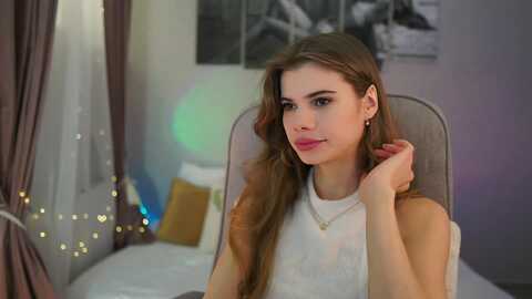 rileyreid_18 @ myfreecams on 20240317