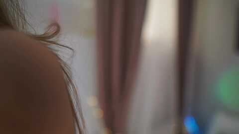 rileyreid_18 @ myfreecams on 20240317