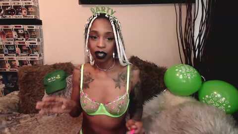 mochahoneyxox @ myfreecams on 20240318