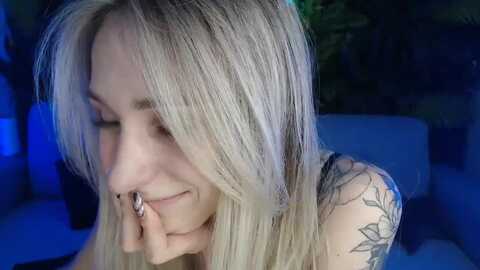 horny_blond @ myfreecams on 20240319