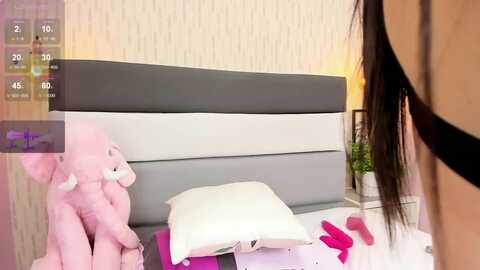 ethanjara @ myfreecams on 20240322