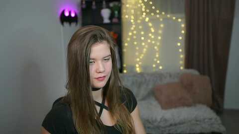 alaina__fox @ myfreecams on 20240331