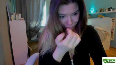 nickyblein @ myfreecams on 20240401