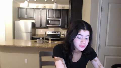 greenjade @ myfreecams on 20240402