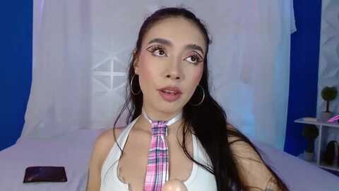 melody_bunny @ myfreecams on 20240406