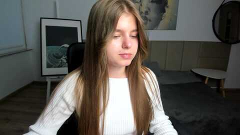 innolasa @ myfreecams on 20240407