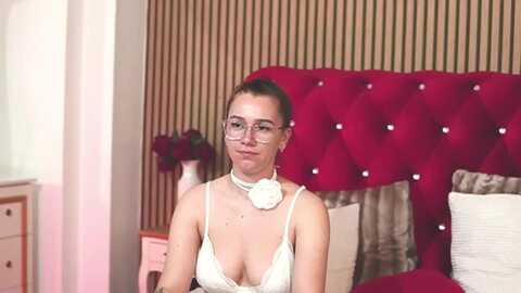 freyamonroe @ myfreecams on 20240412