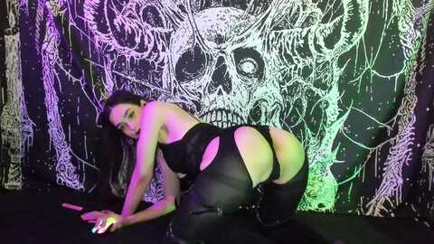 nightemira @ myfreecams on 20240416