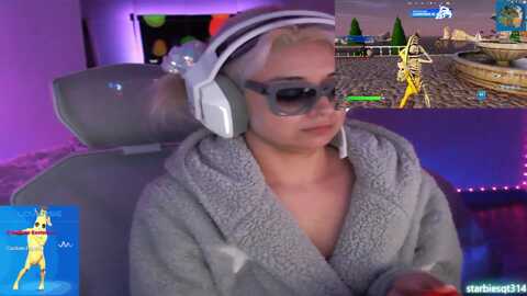 starbiesqt314 @ myfreecams on 20240419