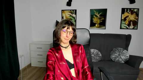 lunameowww @ myfreecams on 20240422