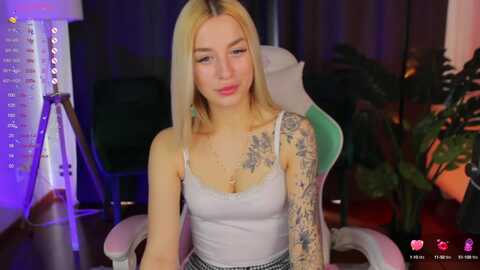 crystal_barbi @ myfreecams on 20240430