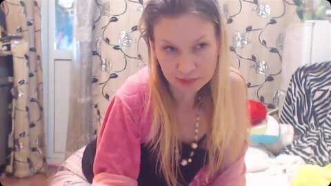 deomatissta @ myfreecams on 20240430