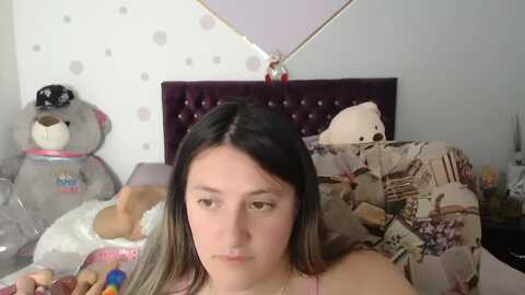 lorenahot06 @ myfreecams on 20240430