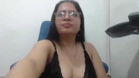violeta_97 @ myfreecams on 20240430