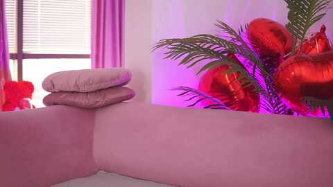 falllingangel @ myfreecams on 20240501