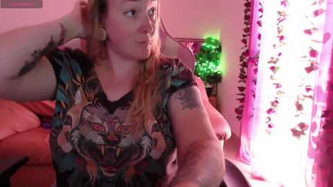 kissica @ myfreecams on 20240506