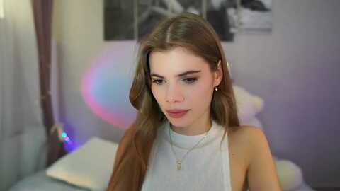 rileyreid_18 @ myfreecams on 20240514