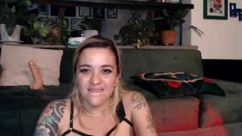 juicybae @ myfreecams on 20240515