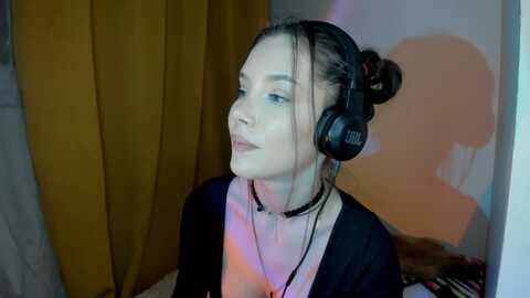 babysophy @ myfreecams on 20240522