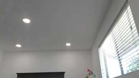 blond_milf @ myfreecams on 20240523