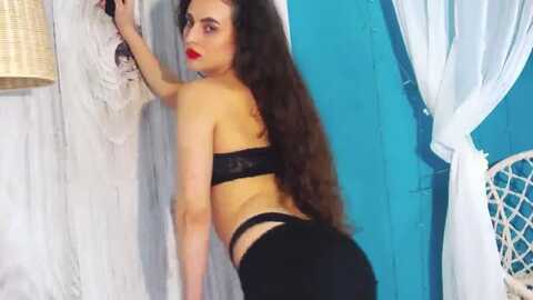 likeselena